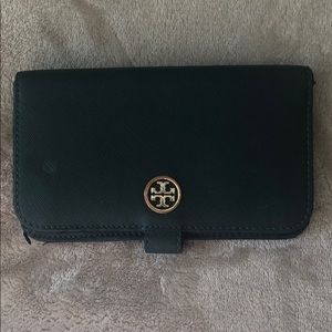 Dark green Tory Burch wallet